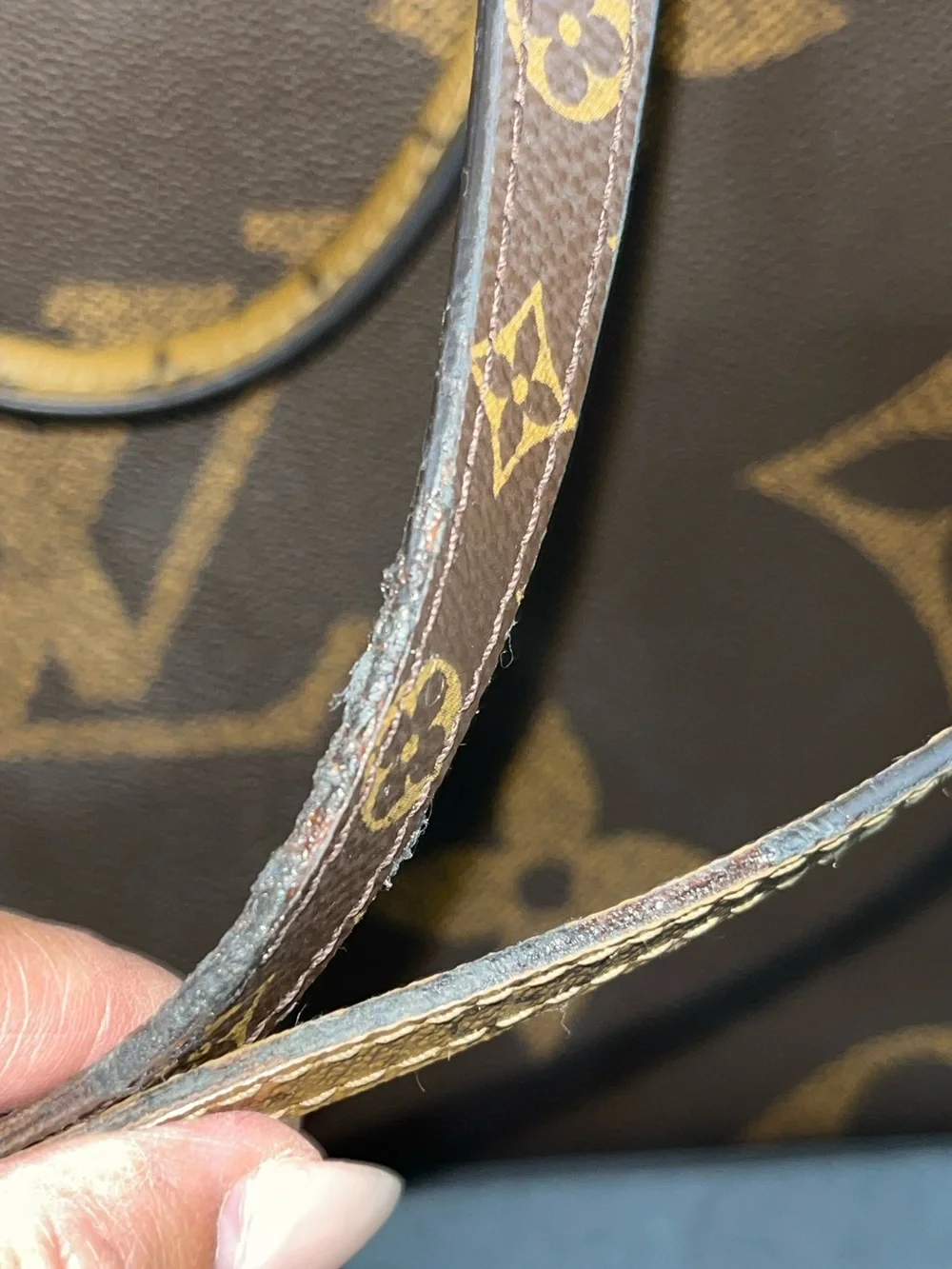 Authentic Louis Vuitton Reverse Monogram GM On The Go